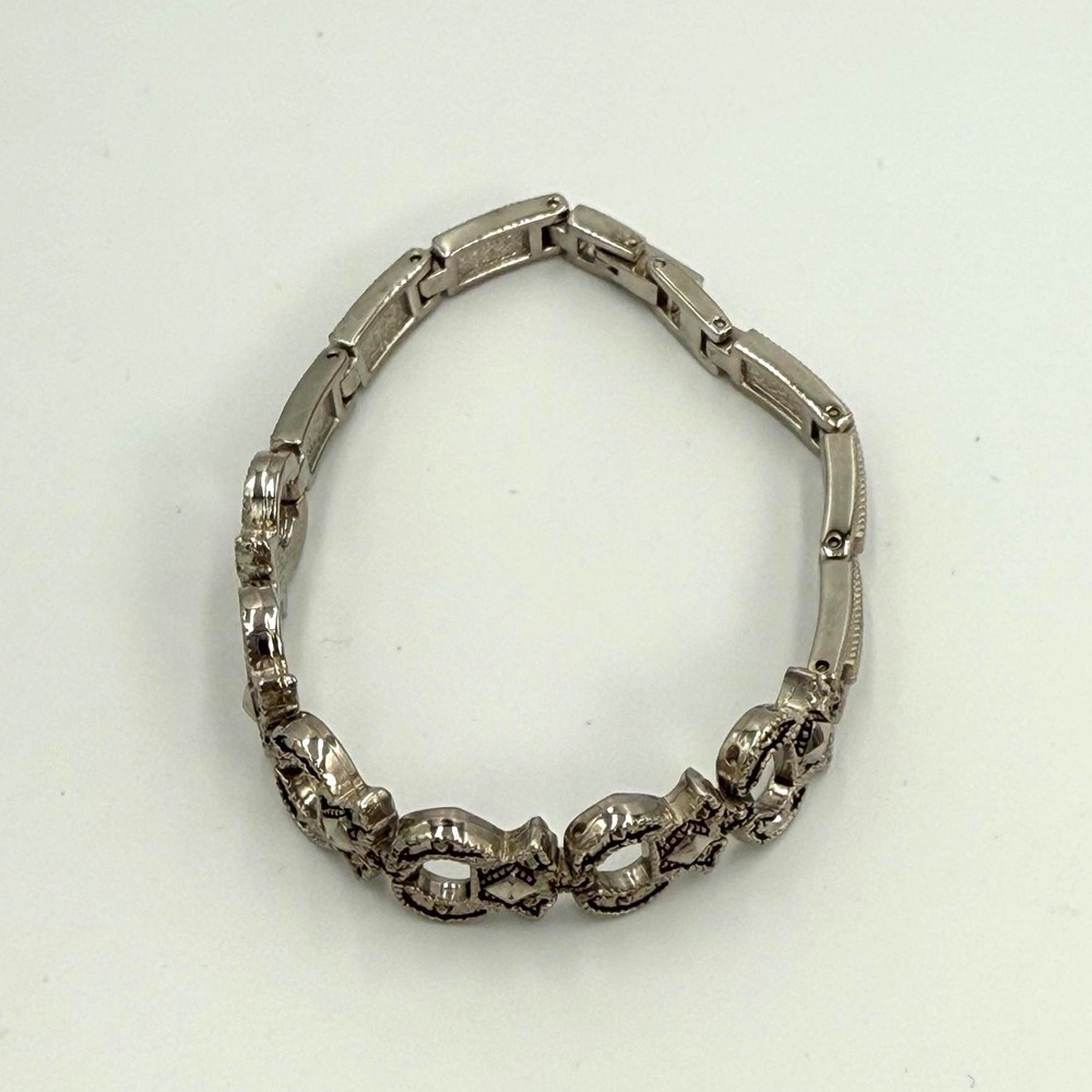 Vintage Silver Tone Link Bracelet Textured Panel Design‎